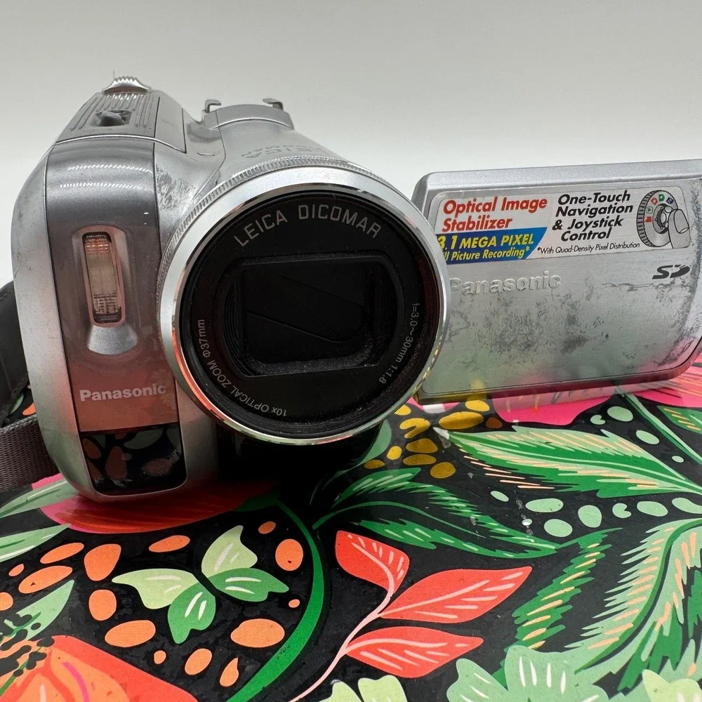 Panasonic pv gs300